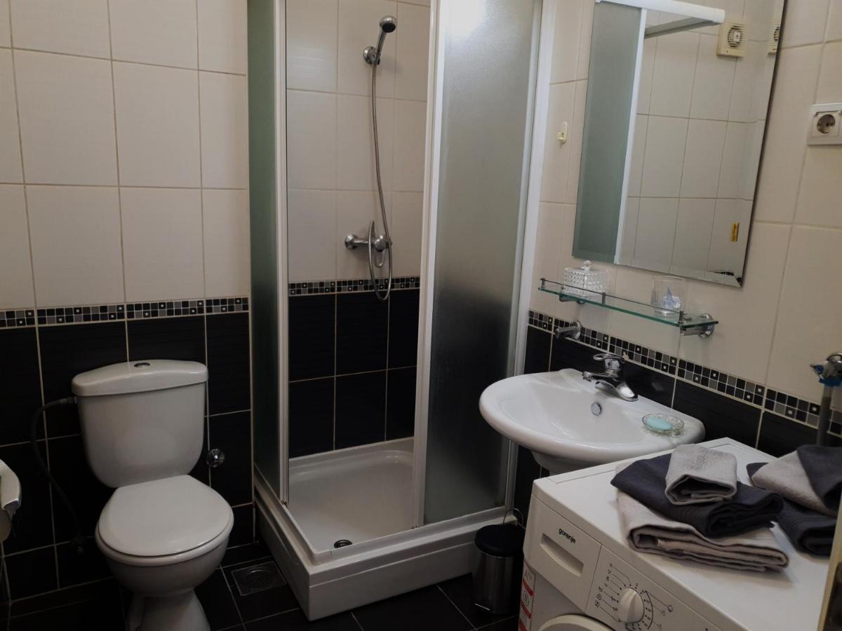Apartman 64 - Besplatan Parking Za Goste Novi Sad Extérieur photo